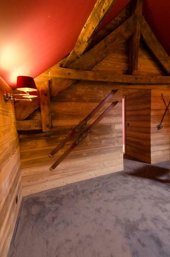 River Lodge Hotel Insolite Maredsous Kültér fotó